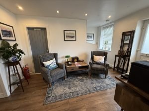 Welcoming therapy space